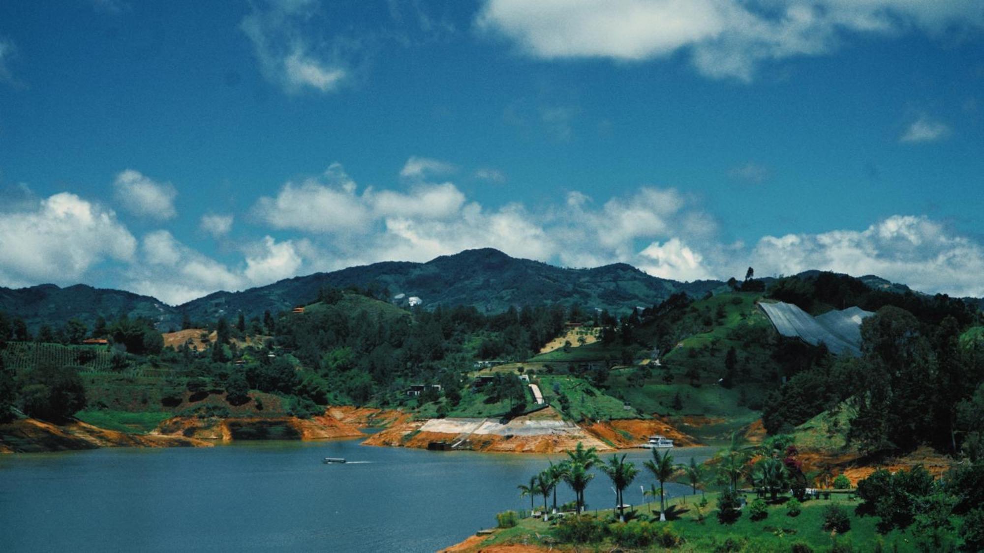 Viajero Guatape Hostel & Lake Club Exteriör bild