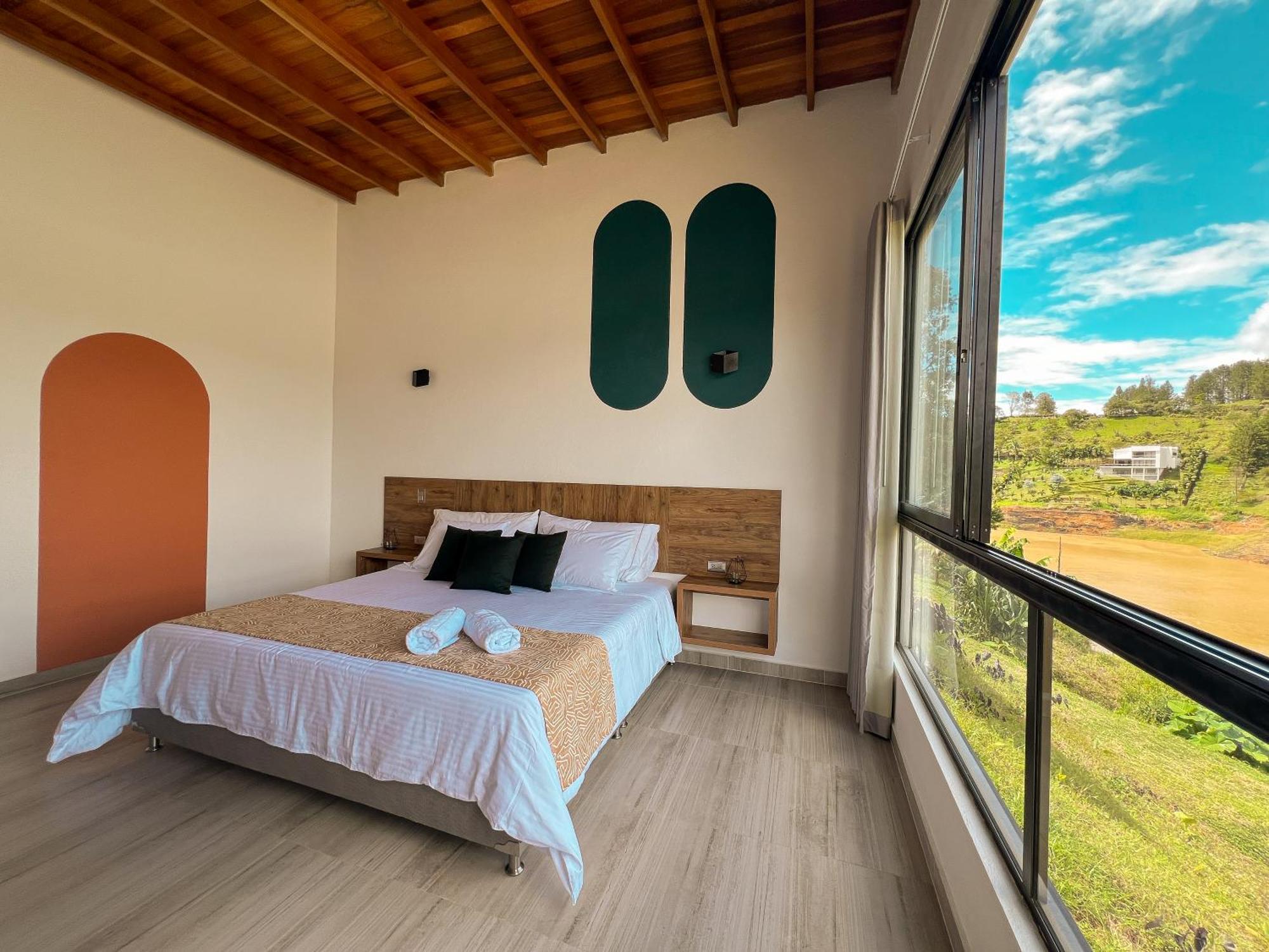 Viajero Guatape Hostel & Lake Club Rum bild