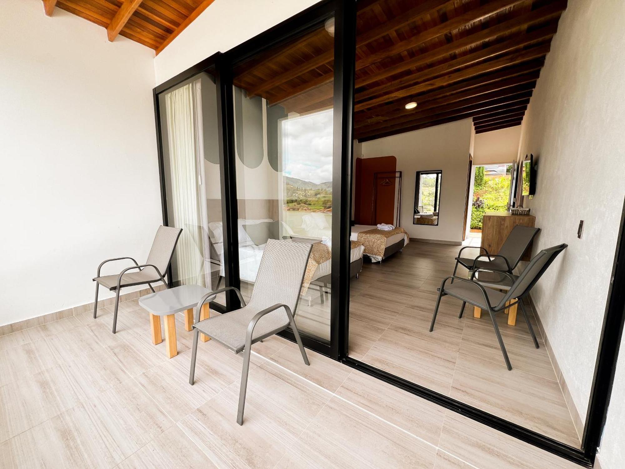 Viajero Guatape Hostel & Lake Club Rum bild