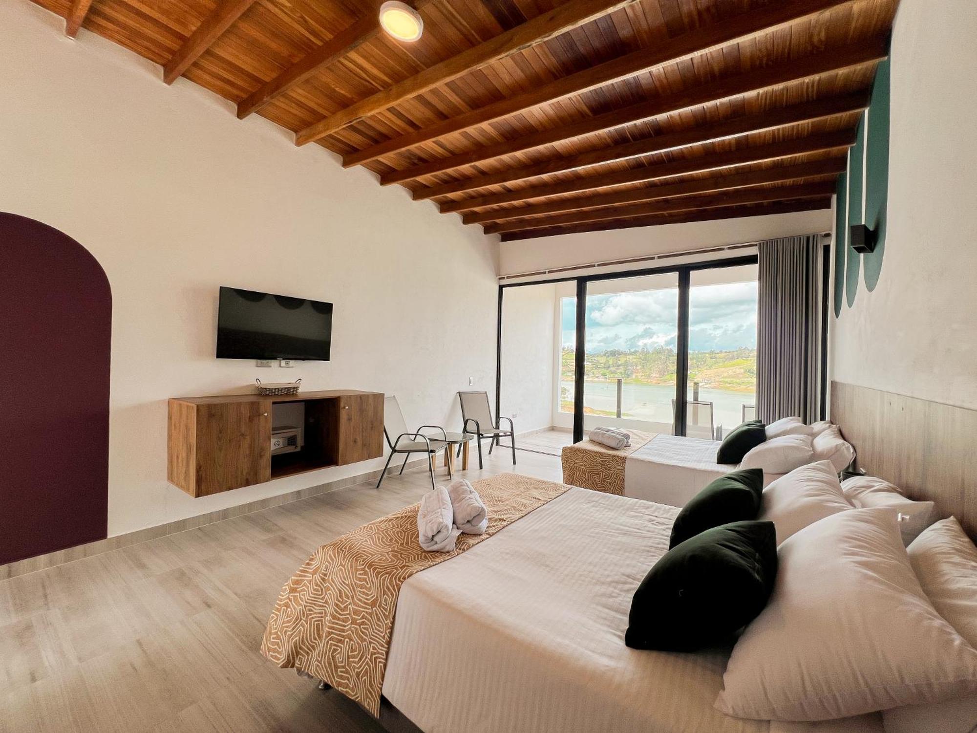 Viajero Guatape Hostel & Lake Club Rum bild