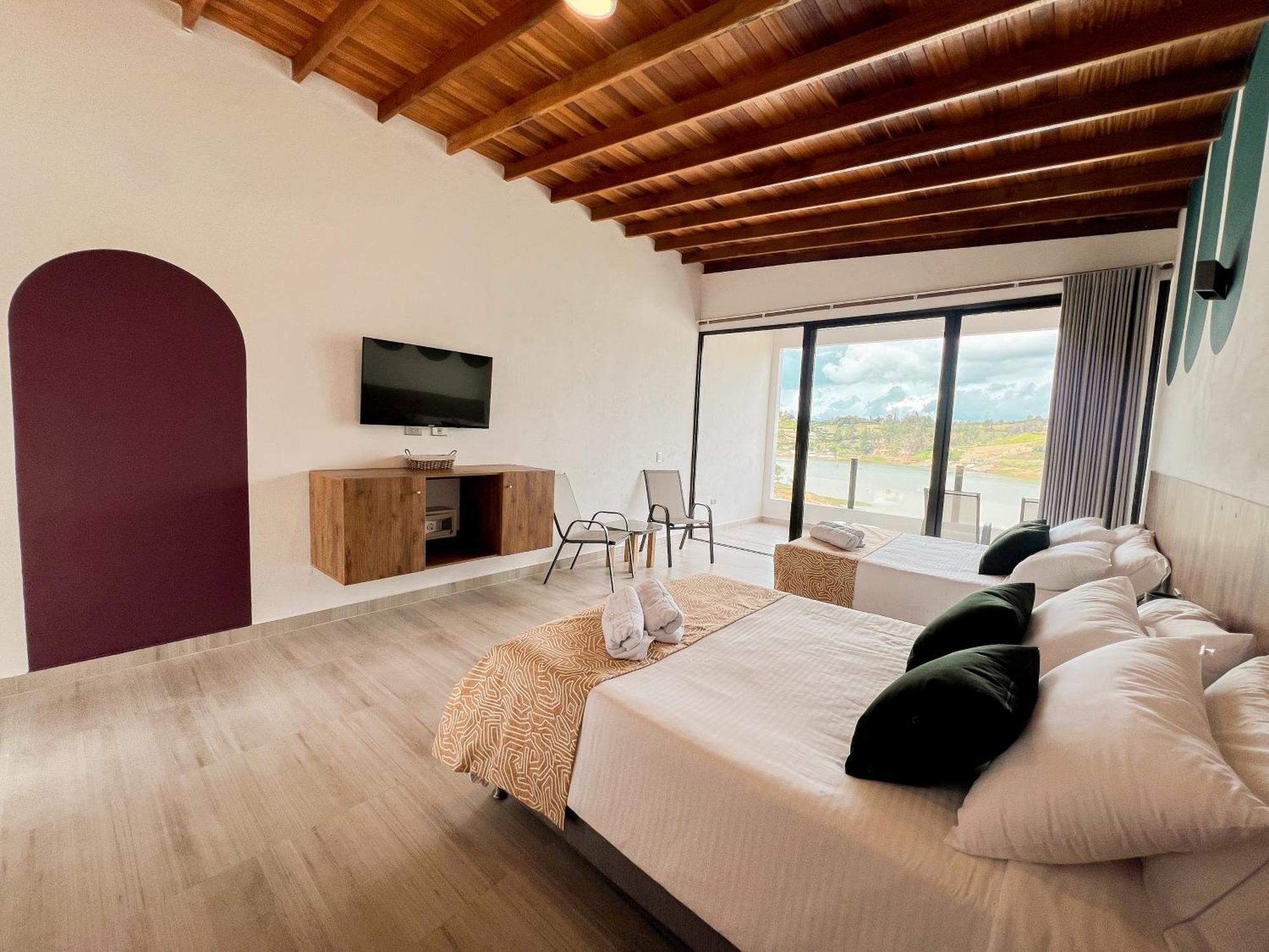 Viajero Guatape Hostel & Lake Club Rum bild