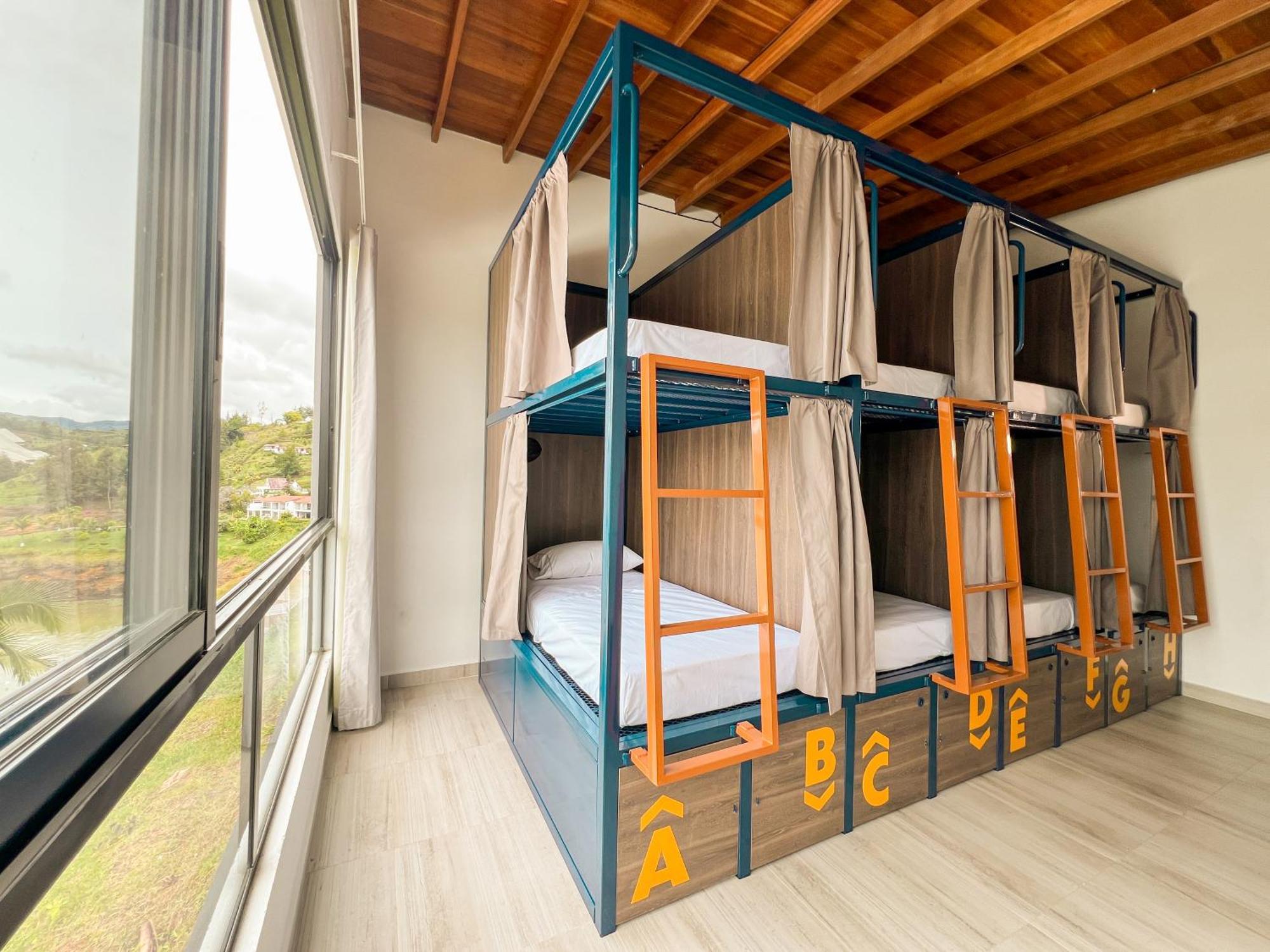 Viajero Guatape Hostel & Lake Club Exteriör bild